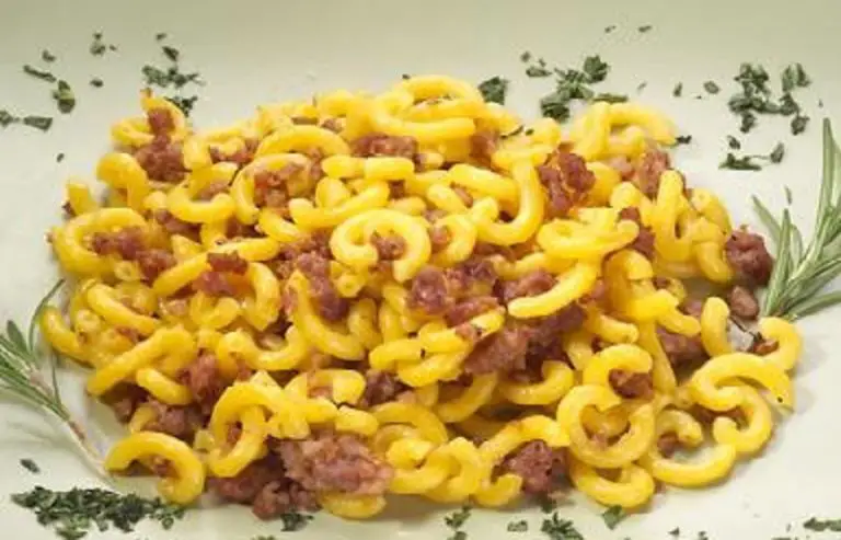 Handmade gramigna with sausage - everybodylovesitalian.com