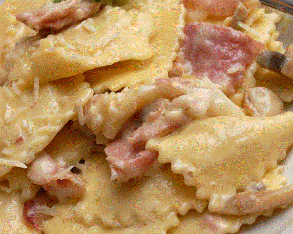 ravioli-panna-e-prosciutto-everybodylovesitalian